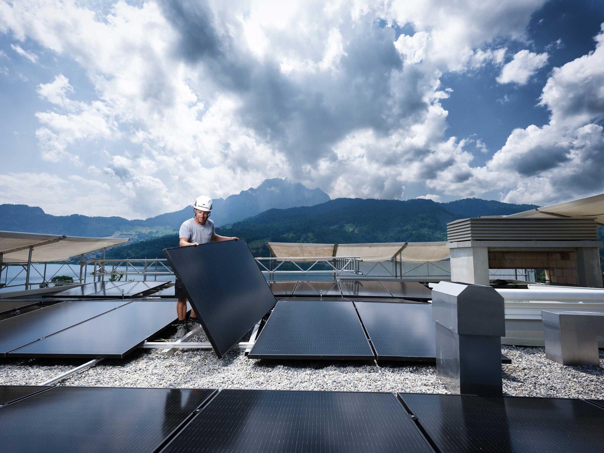 Schuerch-Egli_Solar_Bachmann-Daniel_1.jpg