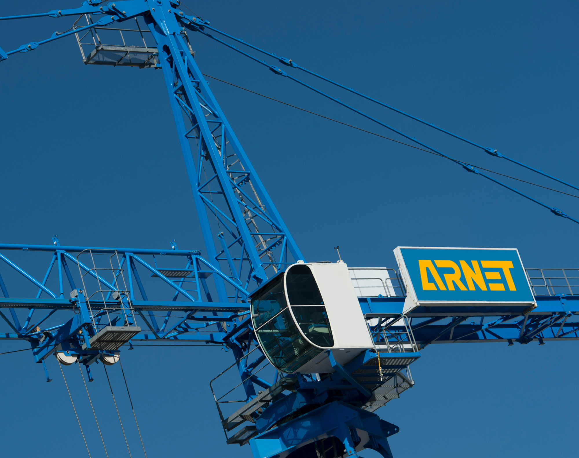 rz_arnet_frontal_referenzen_web2-v1.jpg